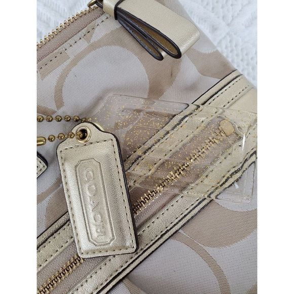 Coach Daisy Applique Multicolor Tote Bag - Picture 4 of 8